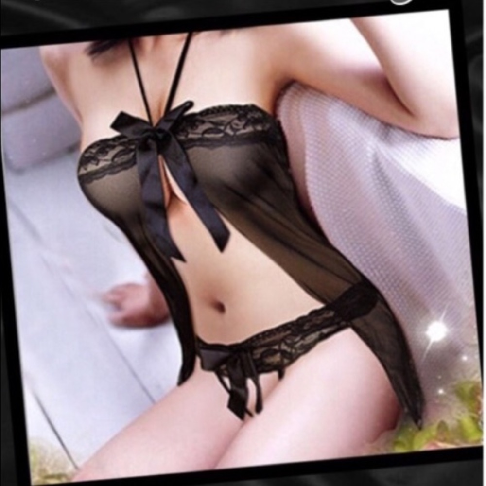 ❤️Sexy black 2 piece lingerie❤️
